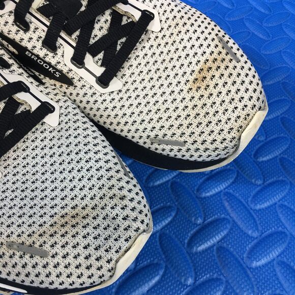 Brooks Adrenaline GTS 22 Womens Running Shoes White Athletic Sneakers Size 9.5B - Picture 10 of 12